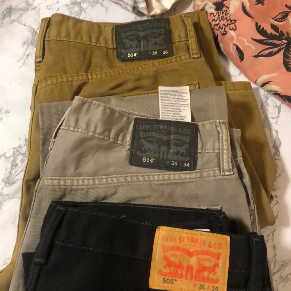 Levys lot jeans